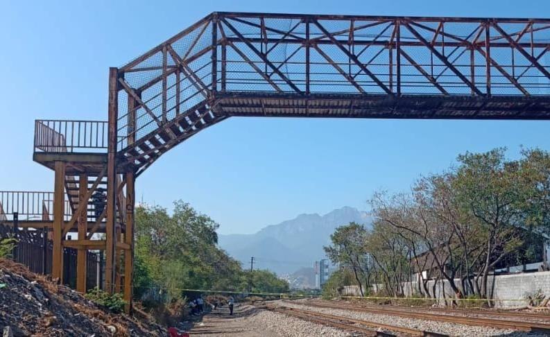 Hallan cadáver sobre vías del tren en la Colonia Industrial