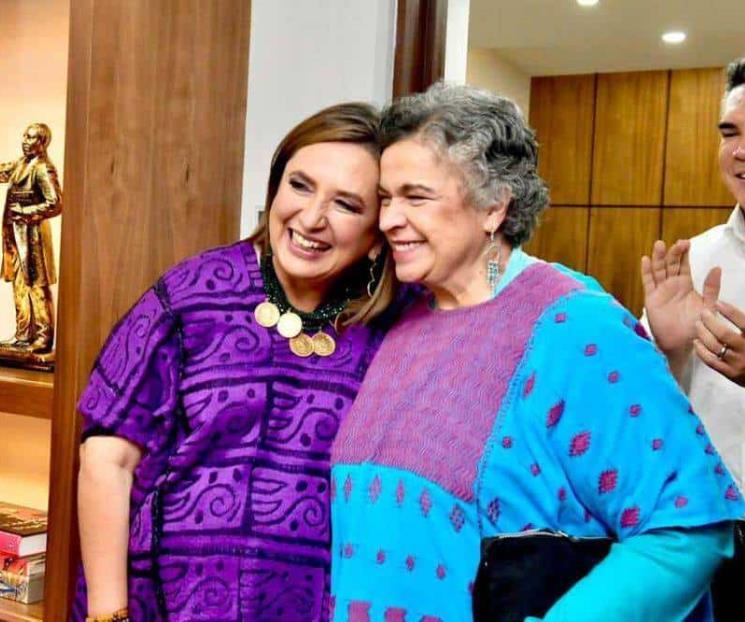 Xóchitl Gálvez y Beatriz Paredes, juntas tras declinación Xóchitl Gálvez y Beatriz Paredes, juntas tras declinación