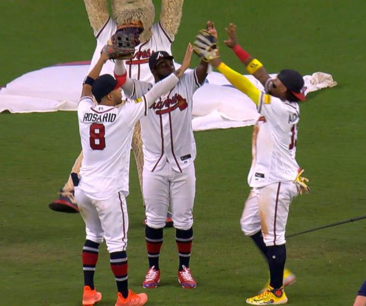 Vence Atlanta a los Dodgers en gran juego