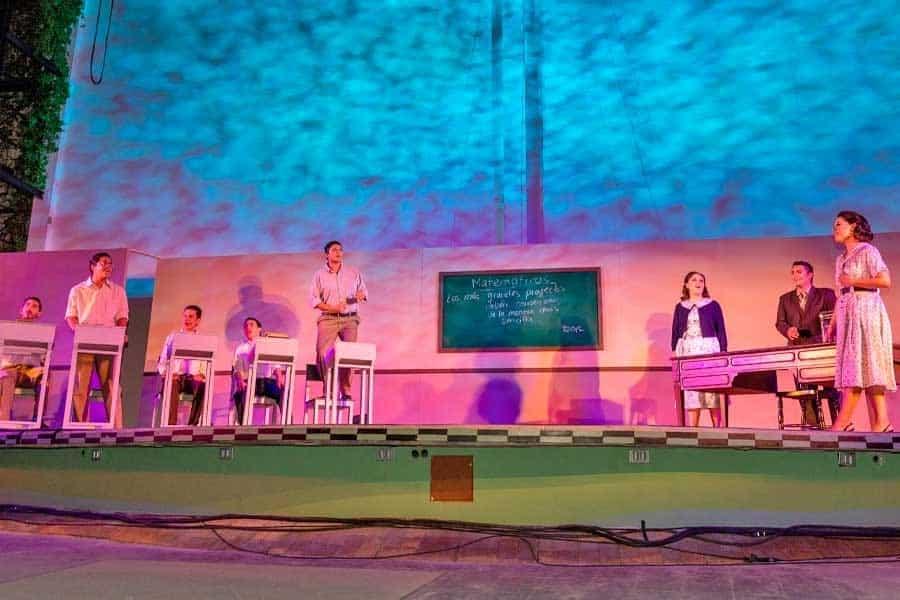 Tec recrea y conmemora su primer día de clases de 1943