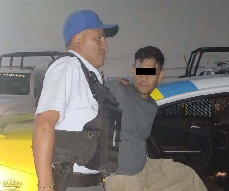 Golpea a sus padres por no darle dinero Golpea a sus padres por no darle dinero