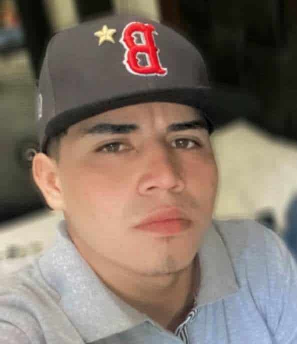 Un joven motociclista sufrió muerte cerebral, después de ser arrollado por una camioneta, el pasado viernes en la cabecera municipal de Montemorelos.
