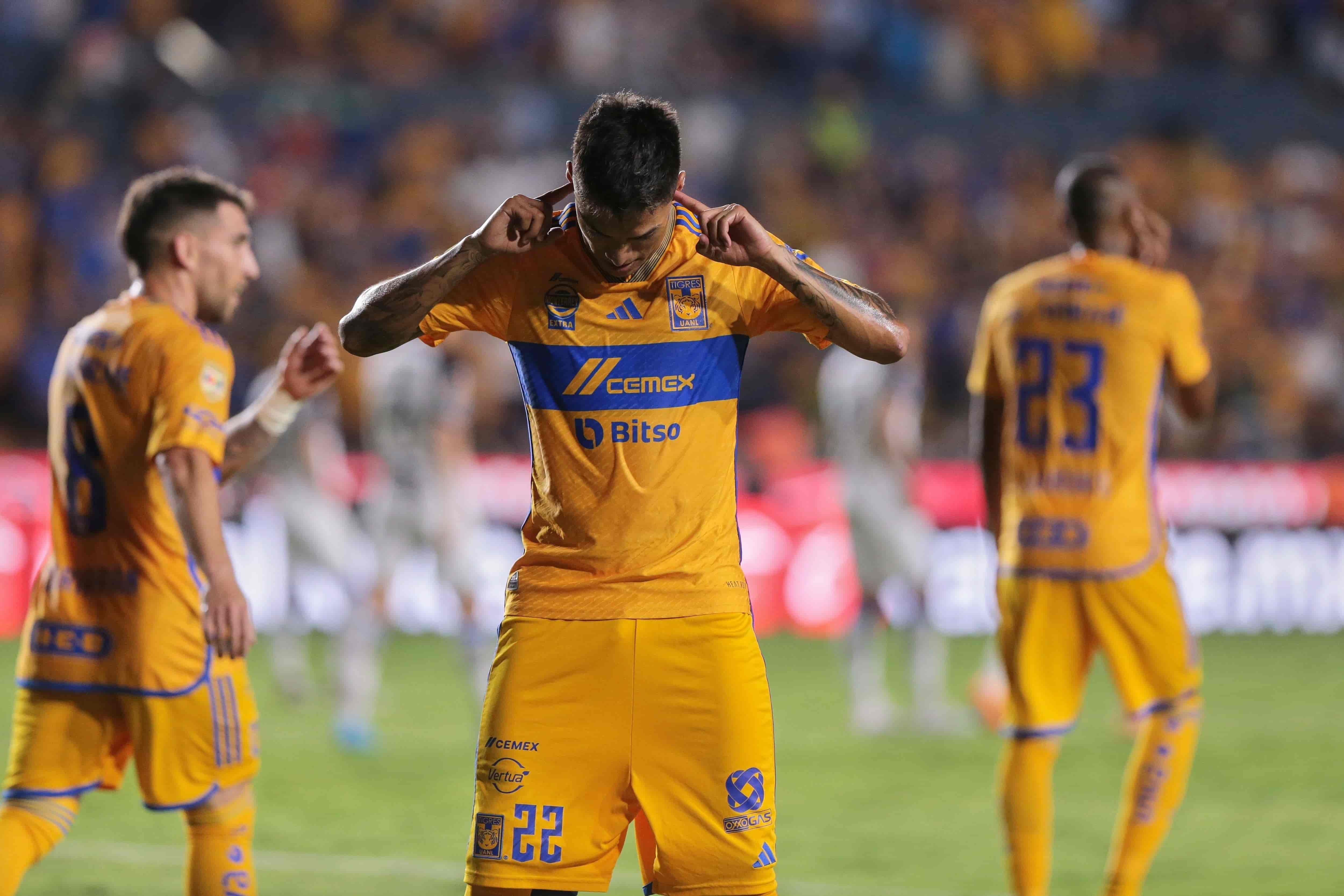 Raymundo Fulgencio hace doblete.