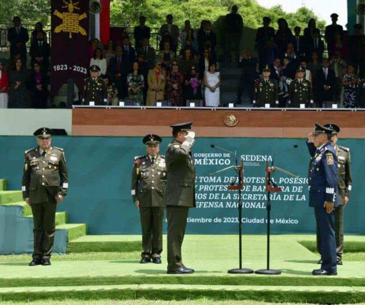 Toma Sandoval protesta a mandos de Sedena Toma Sandoval protesta a mandos de Sedena
