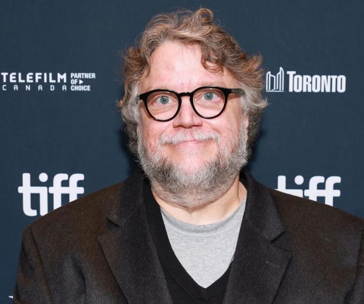 Preocupa más a Del Toro la estupidez natural que IA