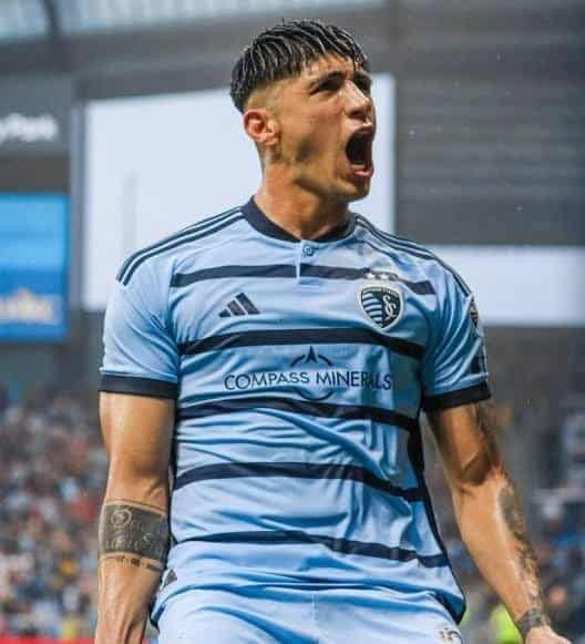 Pulido sigue con su paso goleador en la MLS