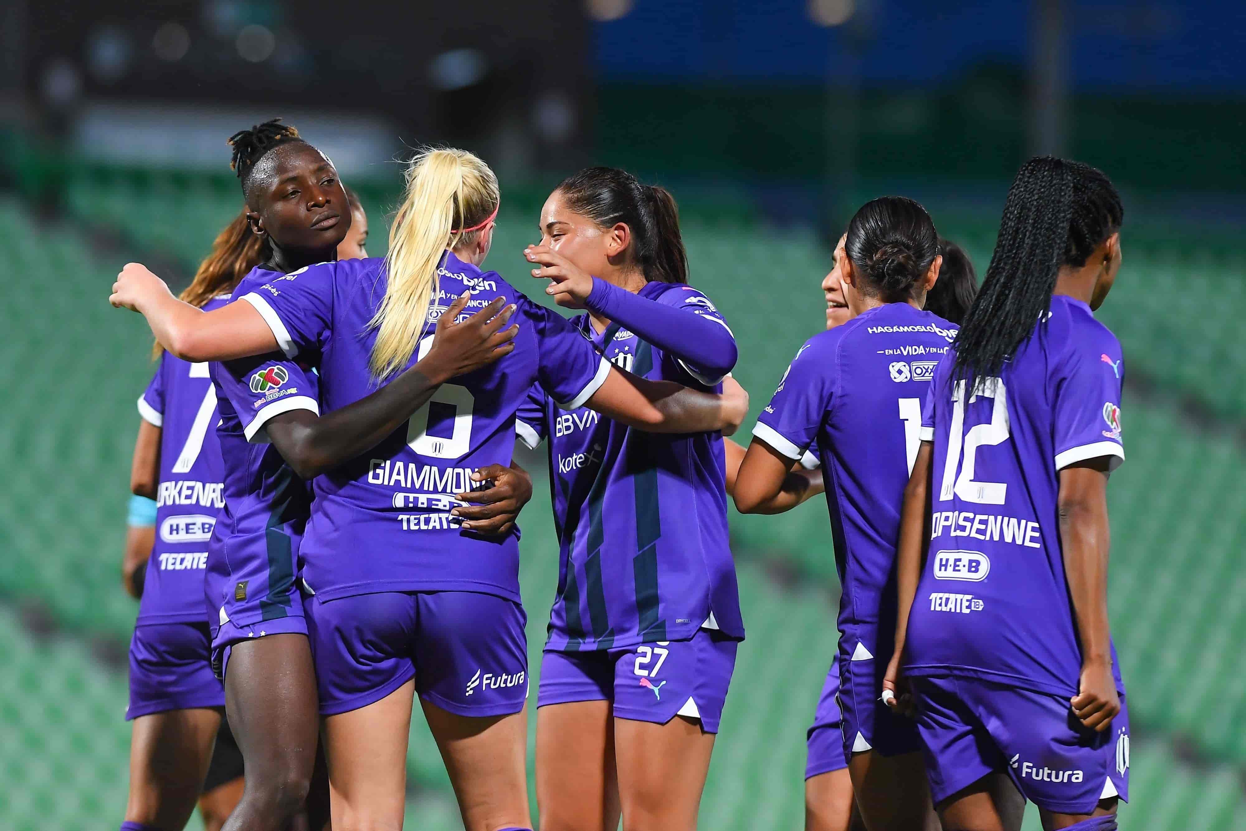 Monterrey regresa a la senda del triunfo.