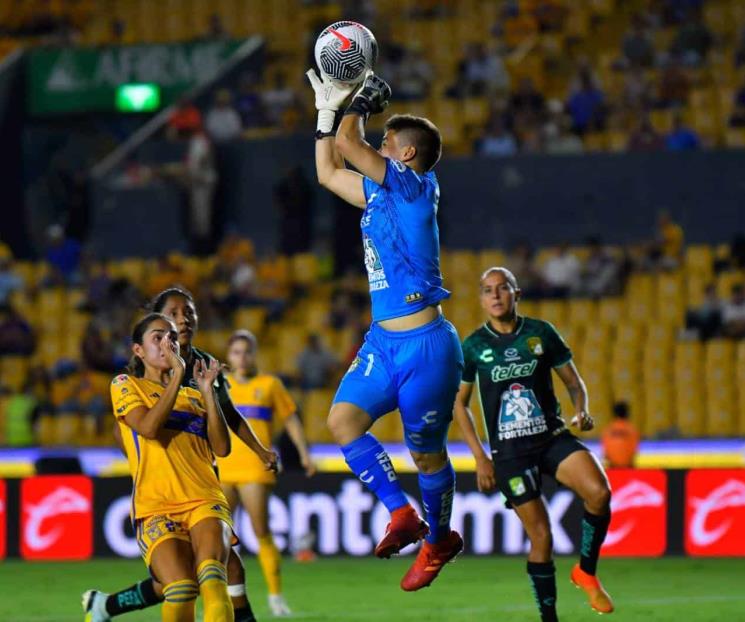 Tigres Femenil vence a León y siguen de líderes