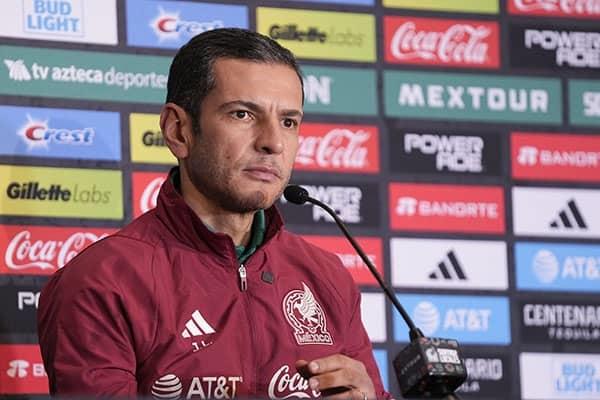 Preocupa el tema defensivo al Jimmy Lozano