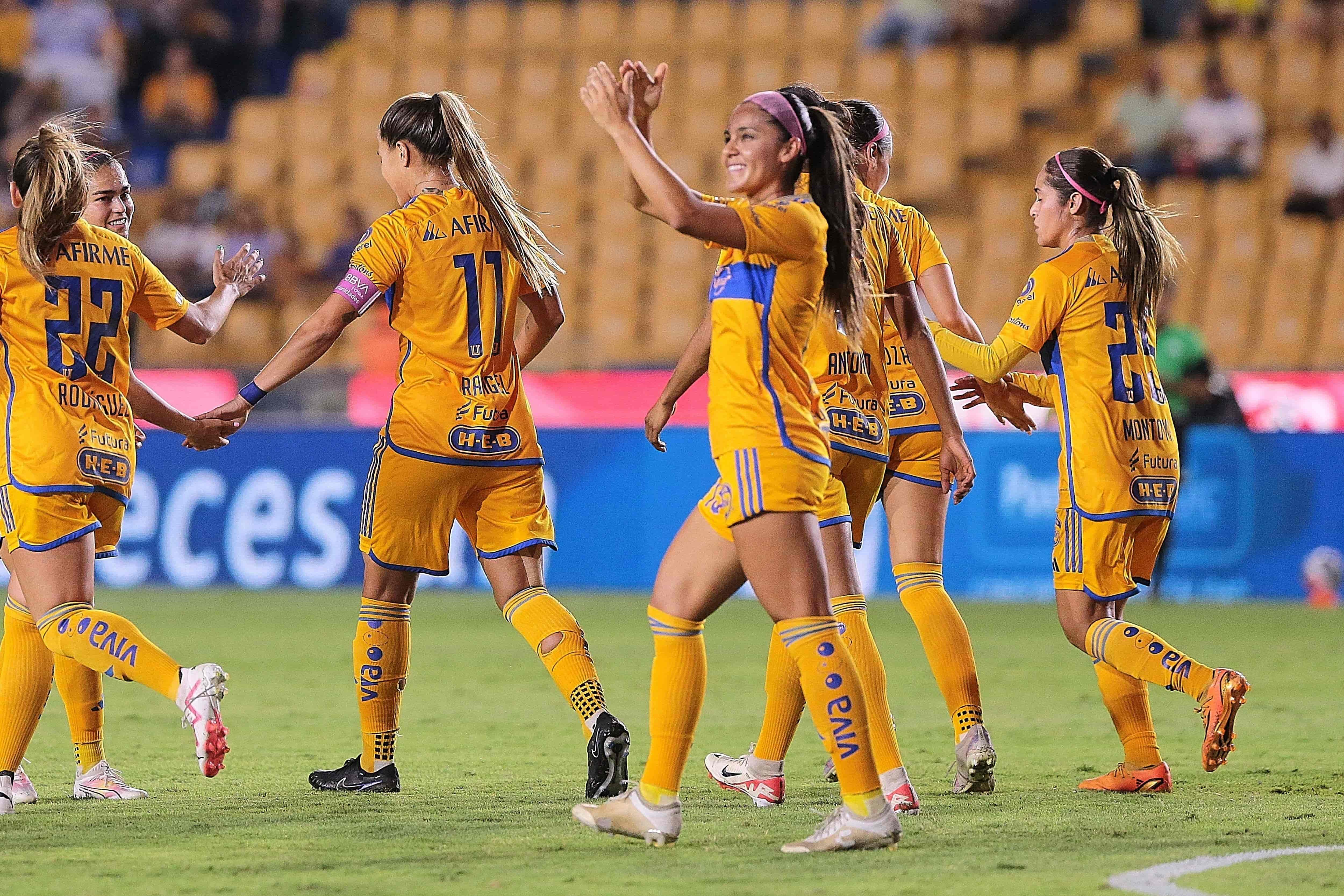 Cristina Ferral hace el 1-0.