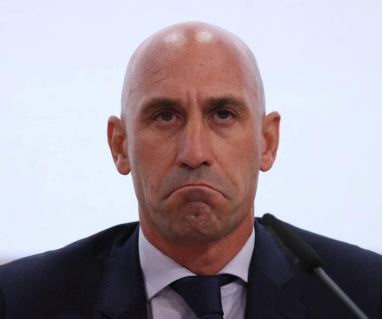 Luis Rubiales es citado a declarar por beso a Jenni Hermoso