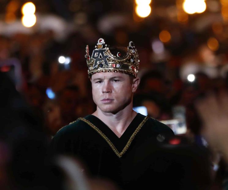 Canelo rumbo a otra bolsa millonaria ante Charlo Canelo rumbo a otra bolsa millonaria ante Charlo