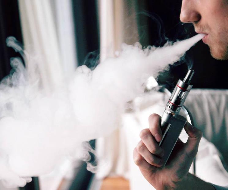 Será delito dar cigarros electrónicos a menores