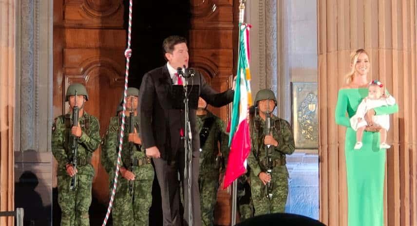 Festeja Samuel ‘Grito de Independencia’ con show de drones