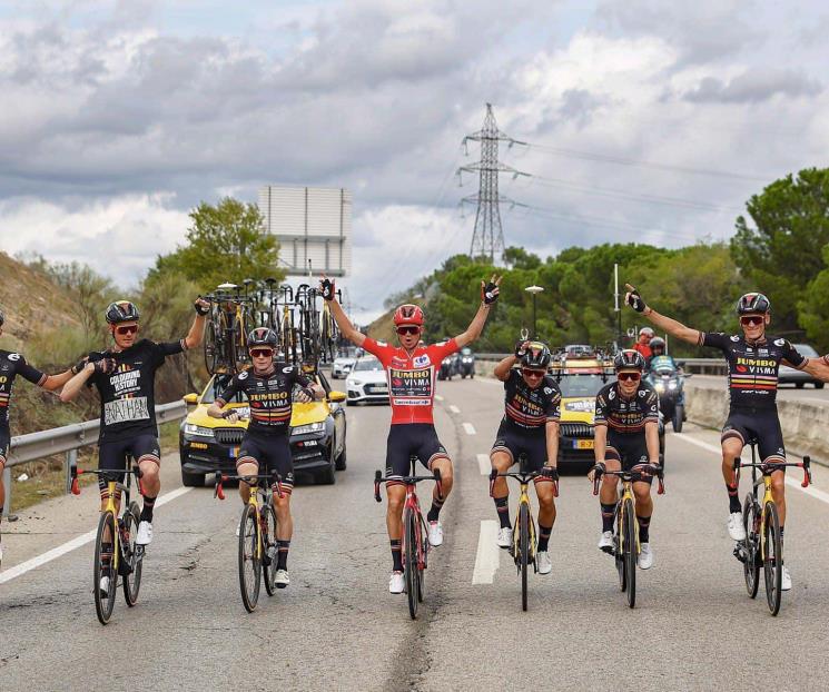 Sepp Kuss se corona en la vuelta a España