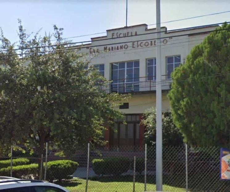 Atacan a estudiante con arma blanca en escuela nocturna