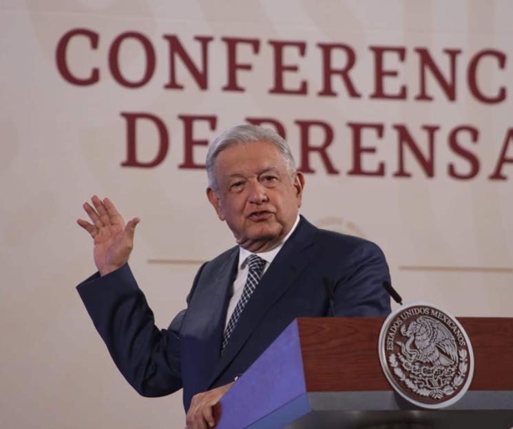 Sí se pueden importar vacunas: AMLO