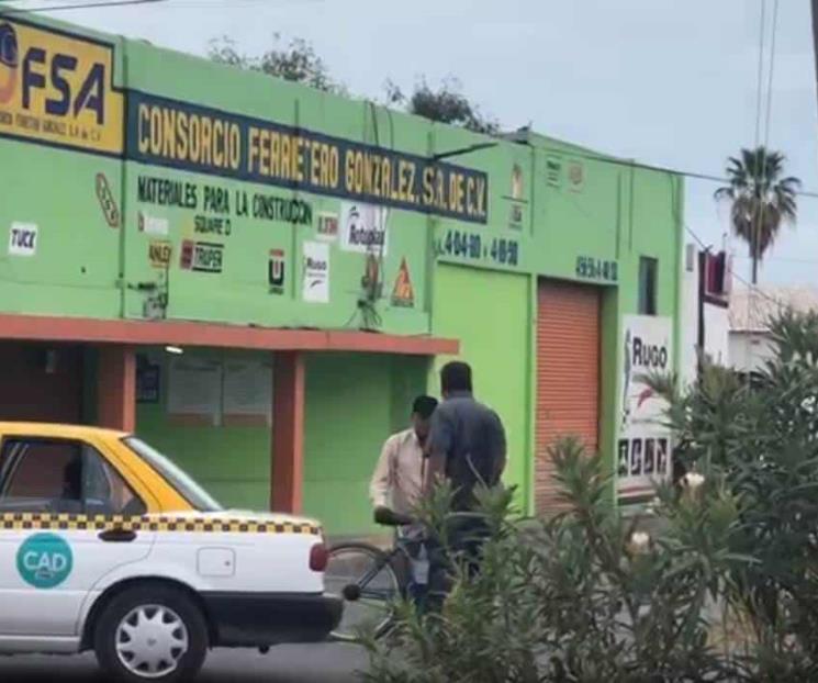 Buscan a taxista que atacó con varilla a adulto mayor Buscan a taxista que atacó con varilla a adulto mayor
