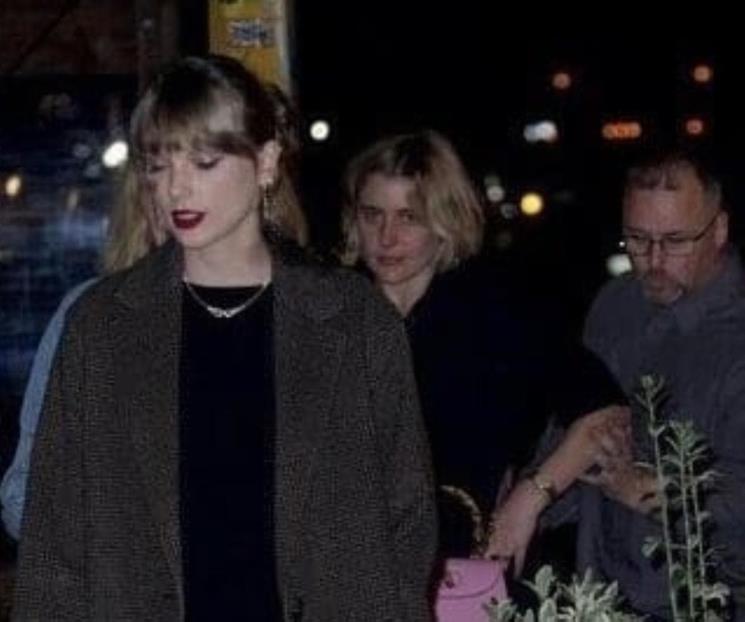Taylor Swift se reúne con Greta Gerwig, directora de Barbie Taylor Swift se reúne con Greta Gerwig, directora de Barbie