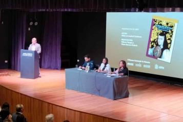 Pasa Sor Juana de reliquia  a fascinante texto vivo