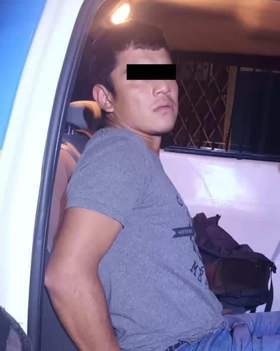Amenaza con arma de fuego a conductor; cae
