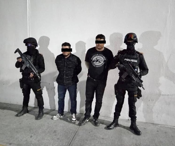 Arrestan a dos hombres armados y con droga