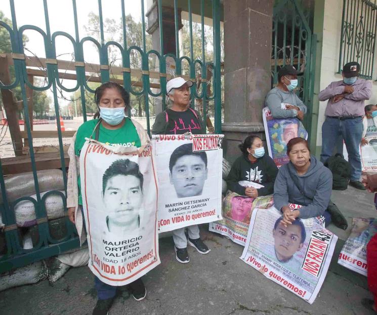 Rechaza López Obrador asegurar si aún hay normalistas vivos