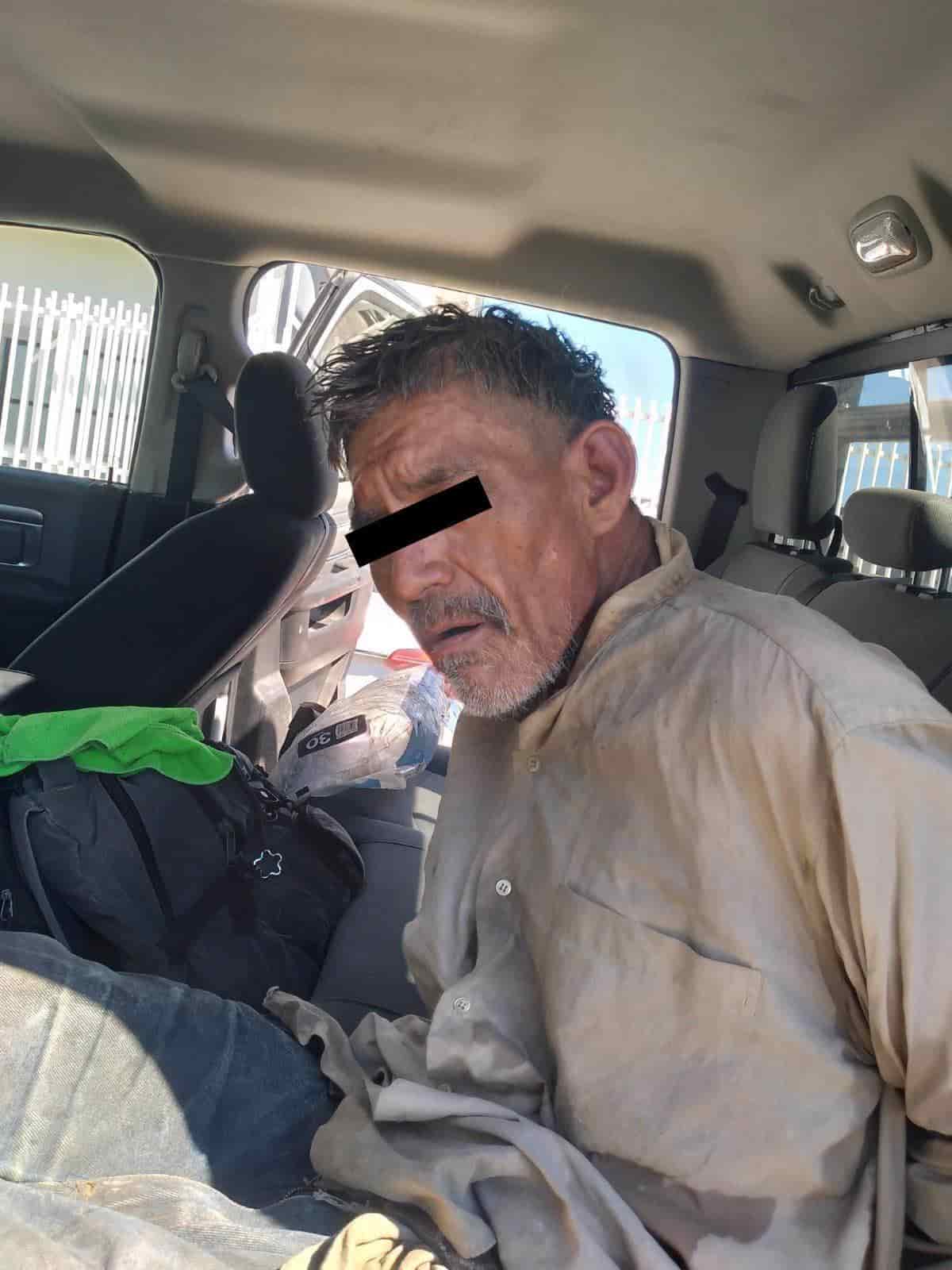 Una intensa movilización policiaca se registró en el municipio de Juárez, cuando un hombre ingresó armado con un cuchillo a una vivienda, donde pretendía cometer un ataque sexual contra un ama de casa.