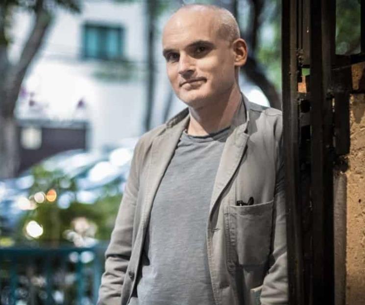 El dinero y su visión puritana: entrevista con Hernán Díaz