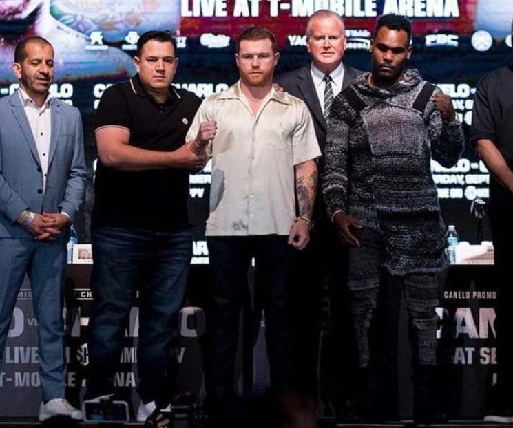 Peleará Canelo ante Charlo por un cinturón conmemorativo Peleará Canelo ante Charlo por un cinturón conmemorativo