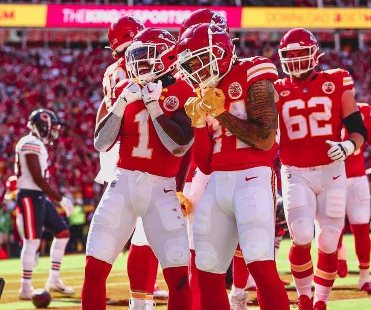 El campeón Kansas City le mete paliza a Chicago en la NFL