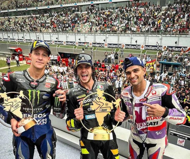 Gana Bezzechi carrera en la India en el Mundial del MotoGP