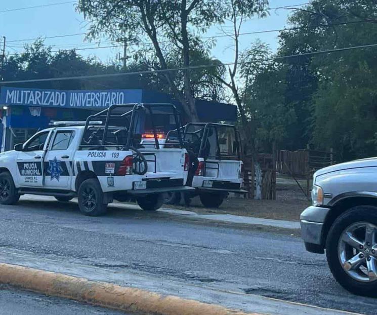 Investigan a policías por lesionar a hombre