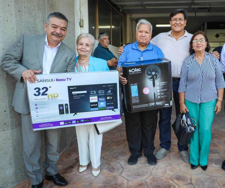 Entrega Sección 21 premios del Gran Sorteo de Jubilados