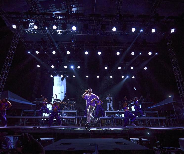 Vibra la UANL con magno concierto de aniversario