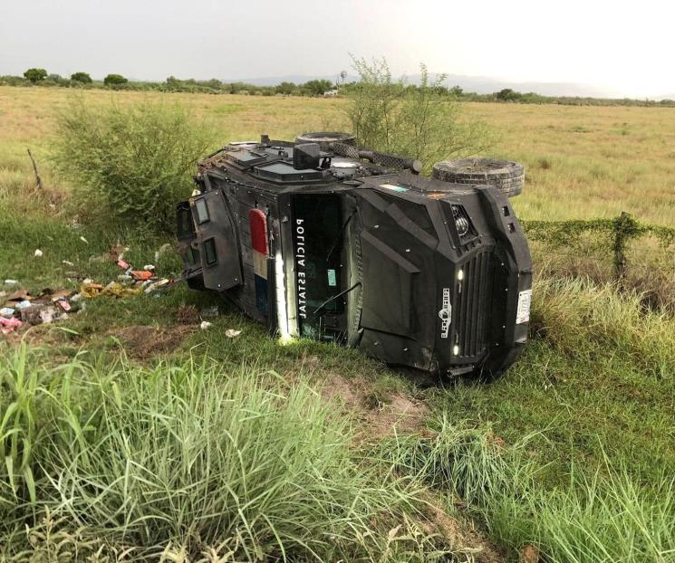 Vuelca Black Mamba de Fuerza Civil en Cerralvo