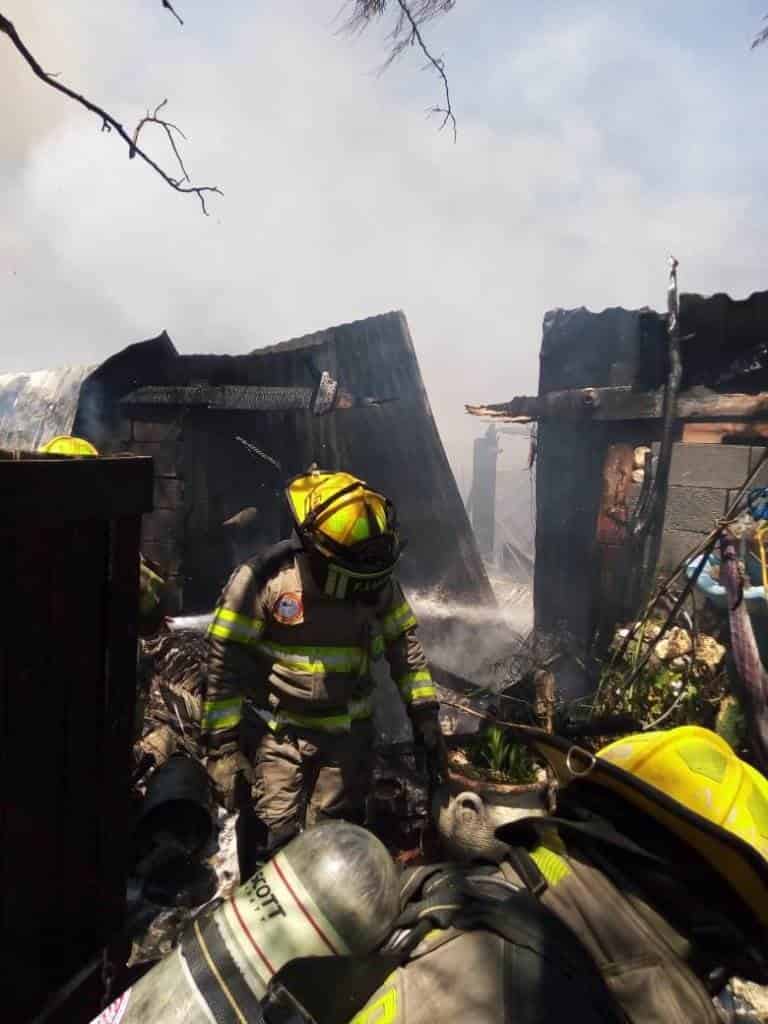 Una intensa movilización de los puestos de socorro se registró en una pensión de tráiler ubicado en el municipio de Apodaca, al reportarse un incendio.