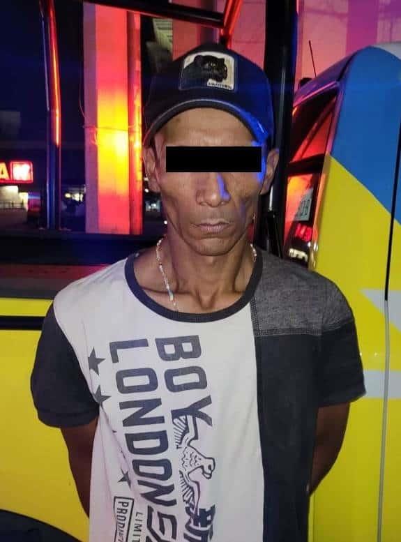 Asalta tienda a punta de pistola