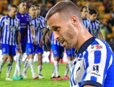 Sergio Canales podría jugar ante Santos 