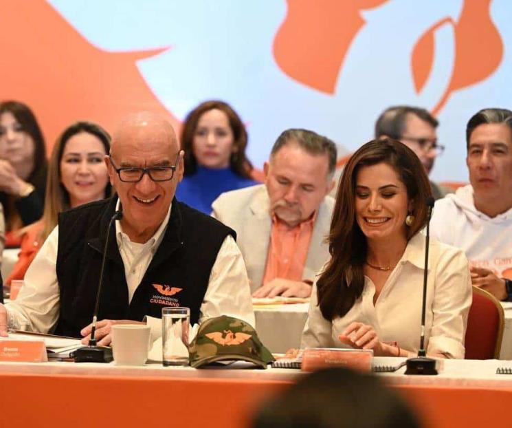 Deja MC abierta posibilidad de ir con Ebrard como candidato Deja MC abierta posibilidad de ir con Ebrard como candidato