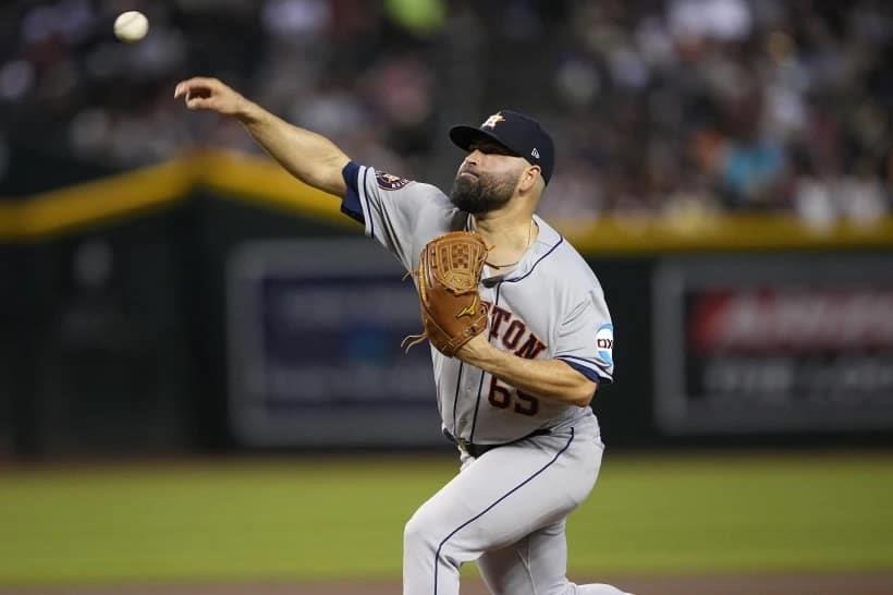 Logra Urquidy victoria con los Astros