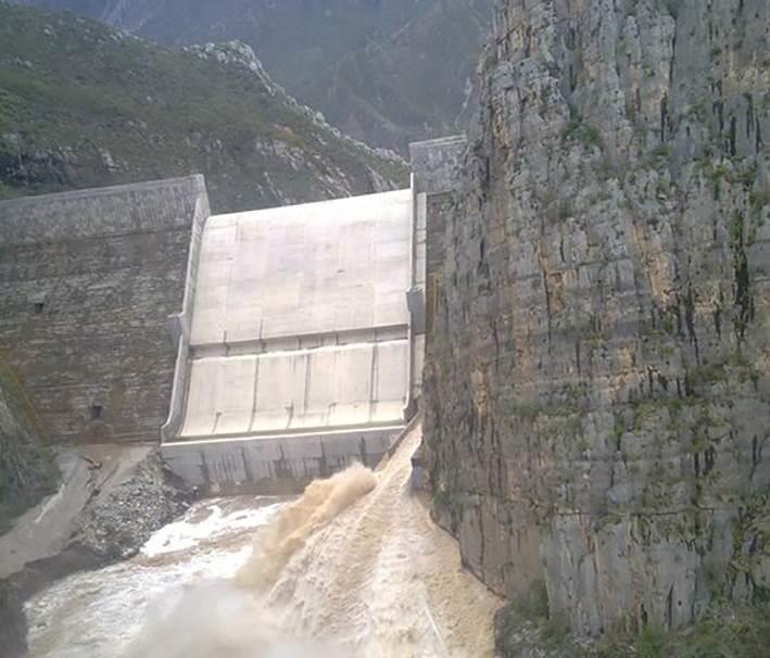 Arrancan mañana construcción de nueva cortina rompepicos