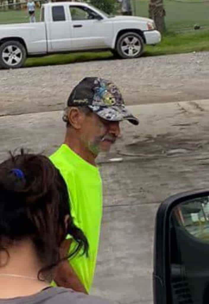 Elementos de Protección Civil de General Terán, rescataron a un hombre de avanzada edad, que era buscado por sus familiares desde la semana pasada, cuando salió de su vivienda en Montemorelos.