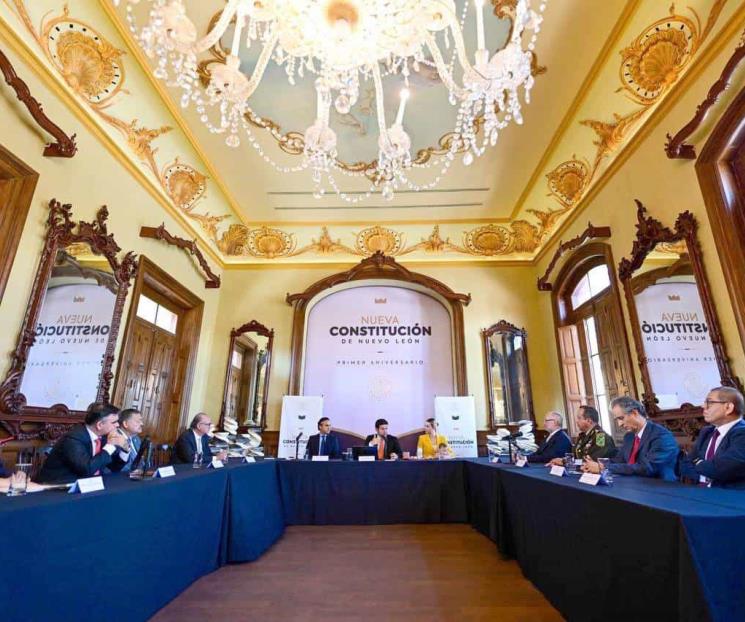Celebran 1 año de nueva Constitución y llaman a Pacto Social Celebran 1 año de nueva Constitución y llaman a Pacto Social