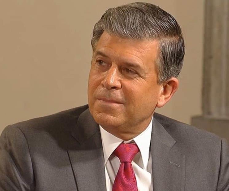 AMLO despide a Ricardo Sheffield en su última mañanera