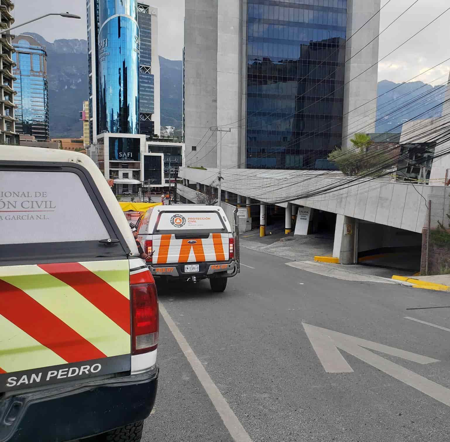 La caída de vidrios de unos ventanales en el edificio Los Soles, provocó la movilización de los cuerpos de auxilio, en San Pedro.