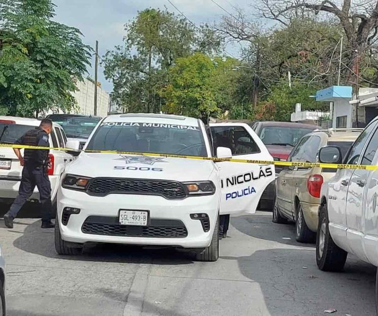 Arman balacera policías y ladrones