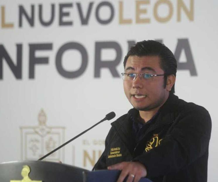Aprueban comparecencia de Félix Arratia y Hernán Villarreal