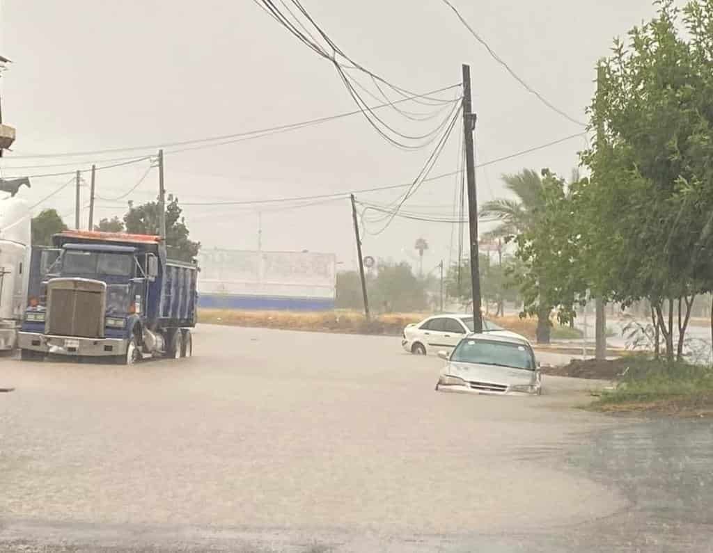 La intensa lluvia comenzó desde el mediodía en el municipio