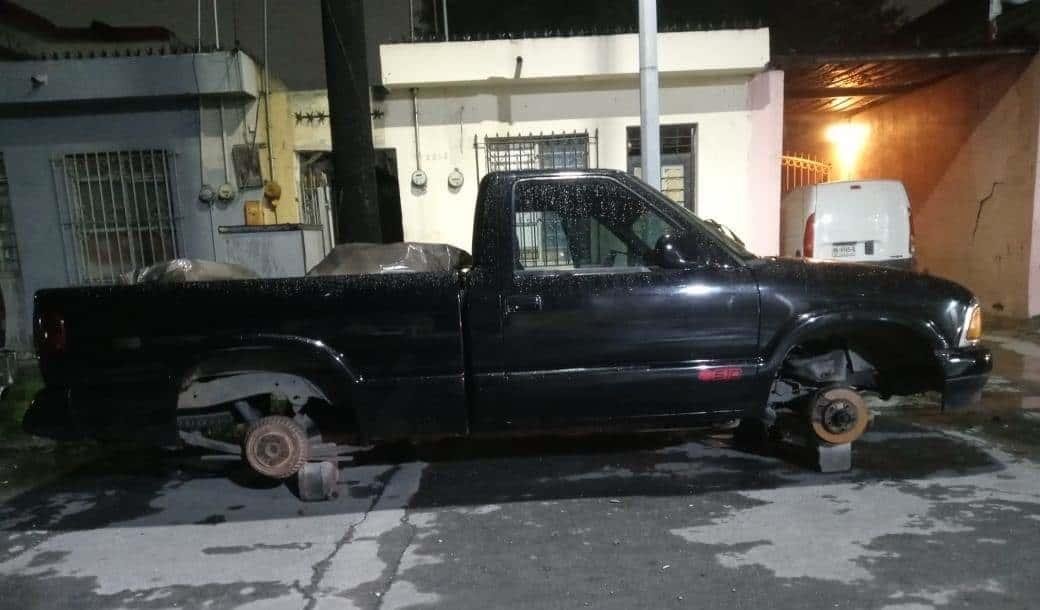 Cae ladrón de autopartes